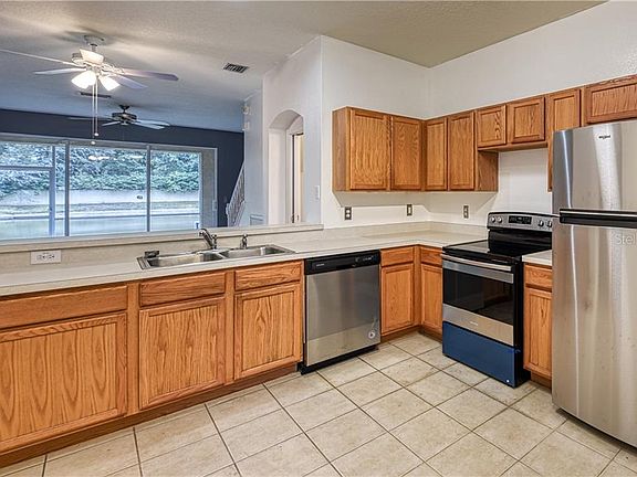 2nd image of 2515 Earlswood Ct