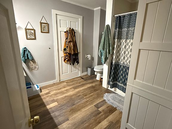 4th image of 846 Keene Rd #2