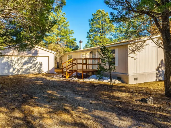 23 & 27 Armin Rd, Tijeras, NM 87059