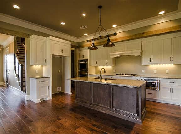 5th image of 1041 Jarman Ln Lot 613