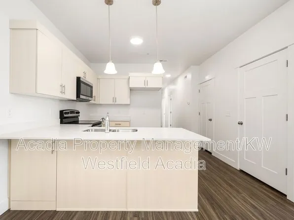 13714 S Hanley Ln #Hh303, Riverton, UT 84096