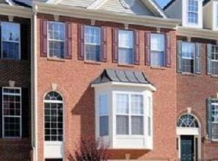43334 Stonegarden Ter, Ashburn, VA
