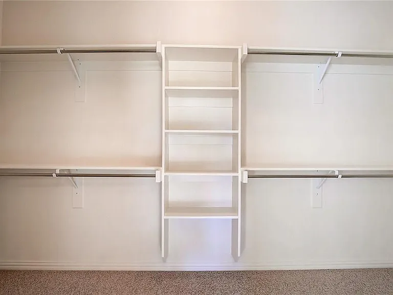 2100 McCallister Dr — Photo 17