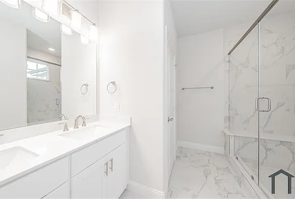9609 Thorncrown Ln — Photo 11