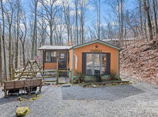 228 Mountain Laurel Rd, Maggie Valley, NC 28751