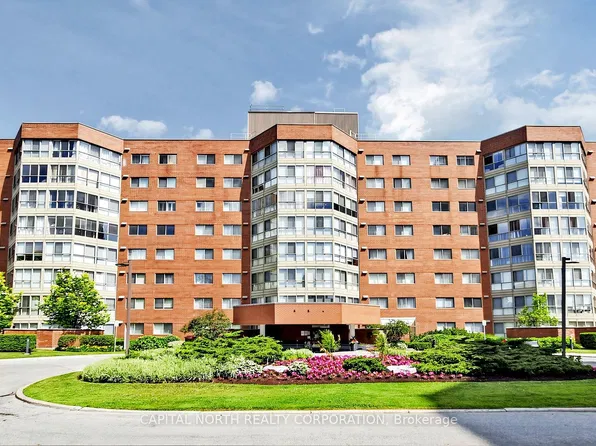 5 Weldrick Rd W #308, Richmond Hill, ON L4C 8S9