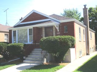 11825 S Prairie Ave, Chicago, IL 60628