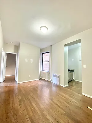 Rented by Corcoran | media 21