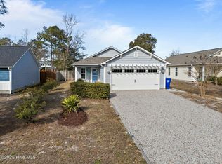 151 NE 1st St, Oak Island, NC 28465