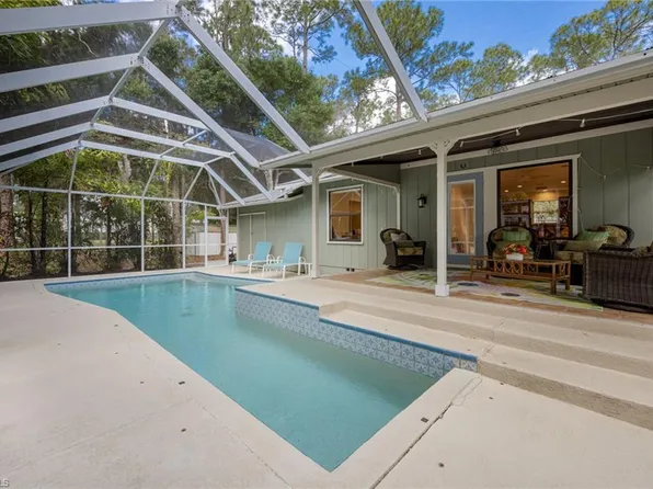 5179 Sycamore DR, NAPLES, FL 34119