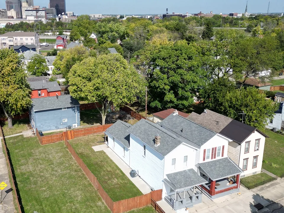 213 Burns Ave