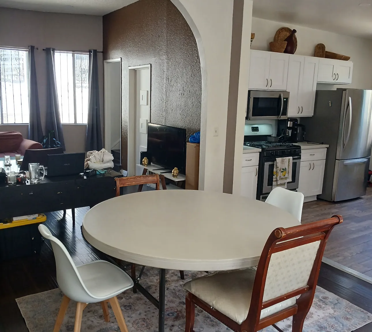 4 bed, 1800 sqft, $3,995 — Photo 4