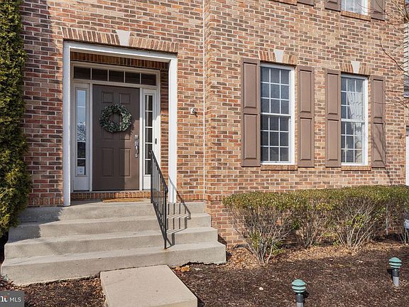 4th image of 5102 Hugunin Way