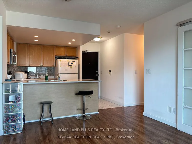 8 Park Rd #3011 — Photo 12