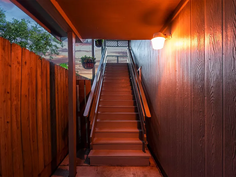 114 Grand Ave — Photo 24