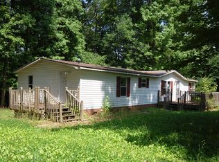 3002 Arborwood Dr, Mc Leansville, NC 27301