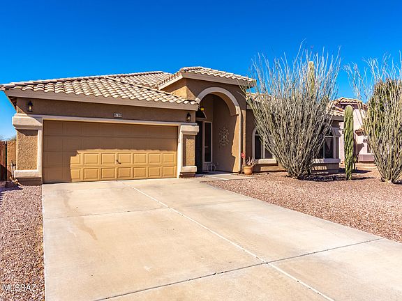 2nd image of 8109 N Wildomar Dr