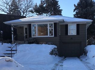 1424 Almond Ave, Saint Paul, MN 55108