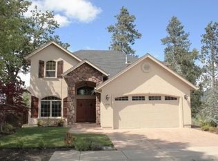 1000 SW Zane Grey Ct, Grants Pass, OR 97527