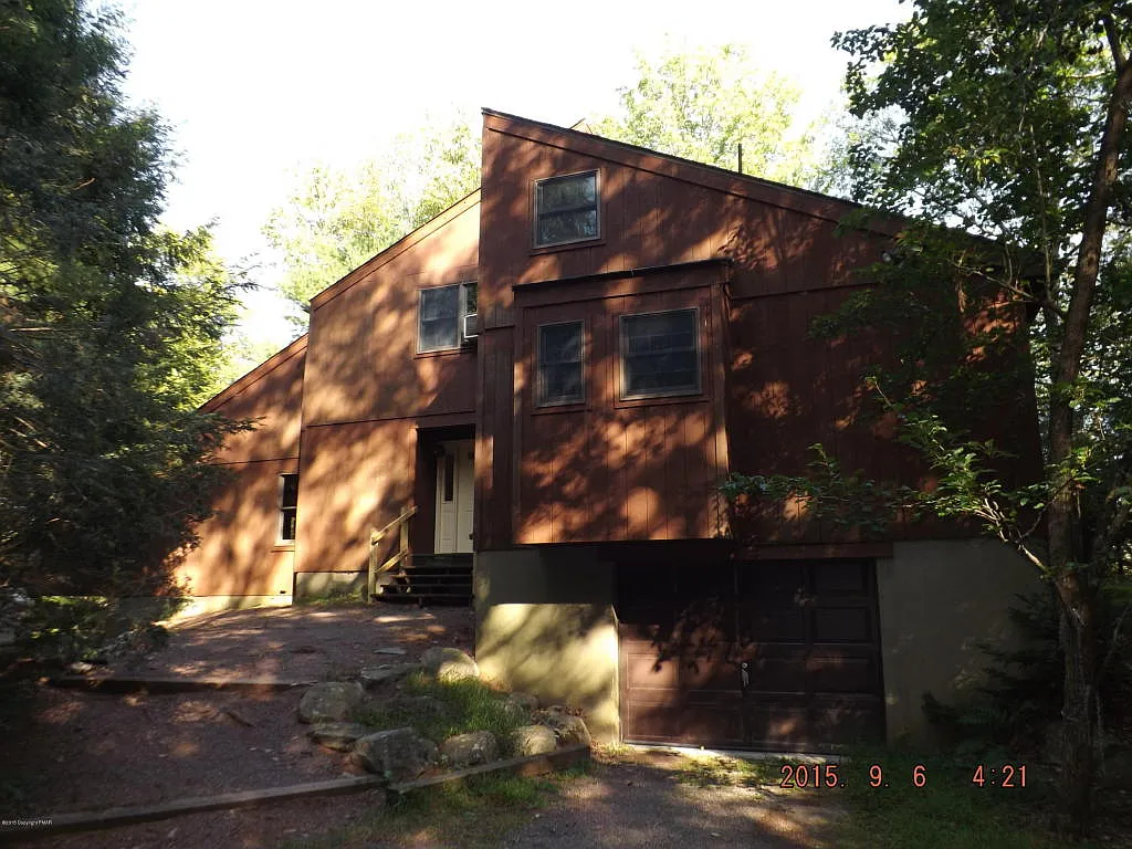 8173 Oak Ridge Ln photo 1