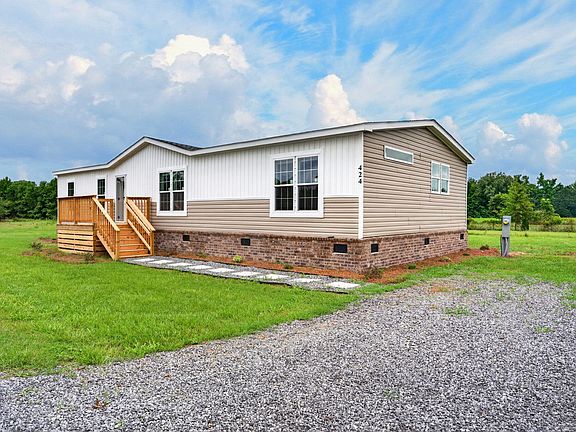 5th image of 424 Pecan Pond Trl