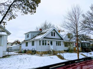2239 S 58th St, West Allis, WI 53219