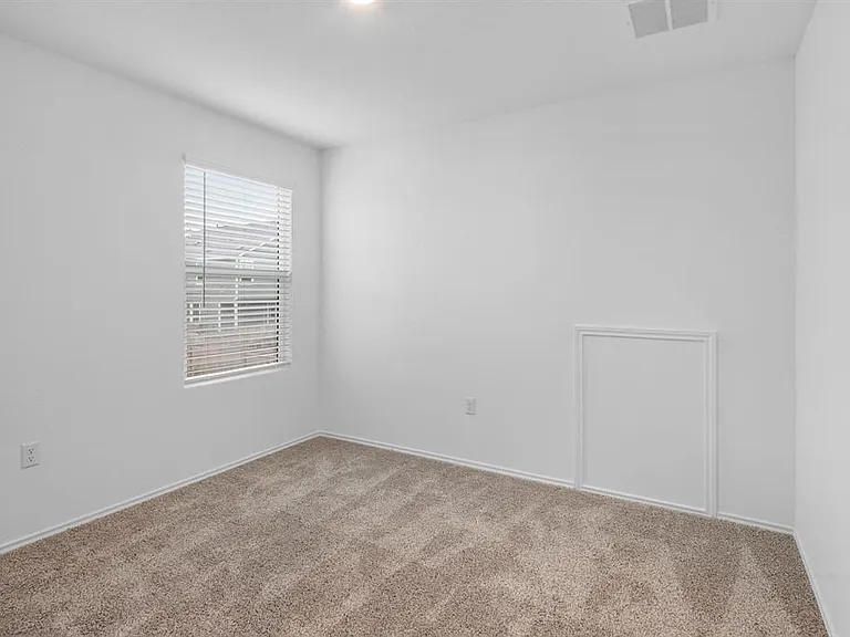 7136 Spotted Leaf Way — Photo 16