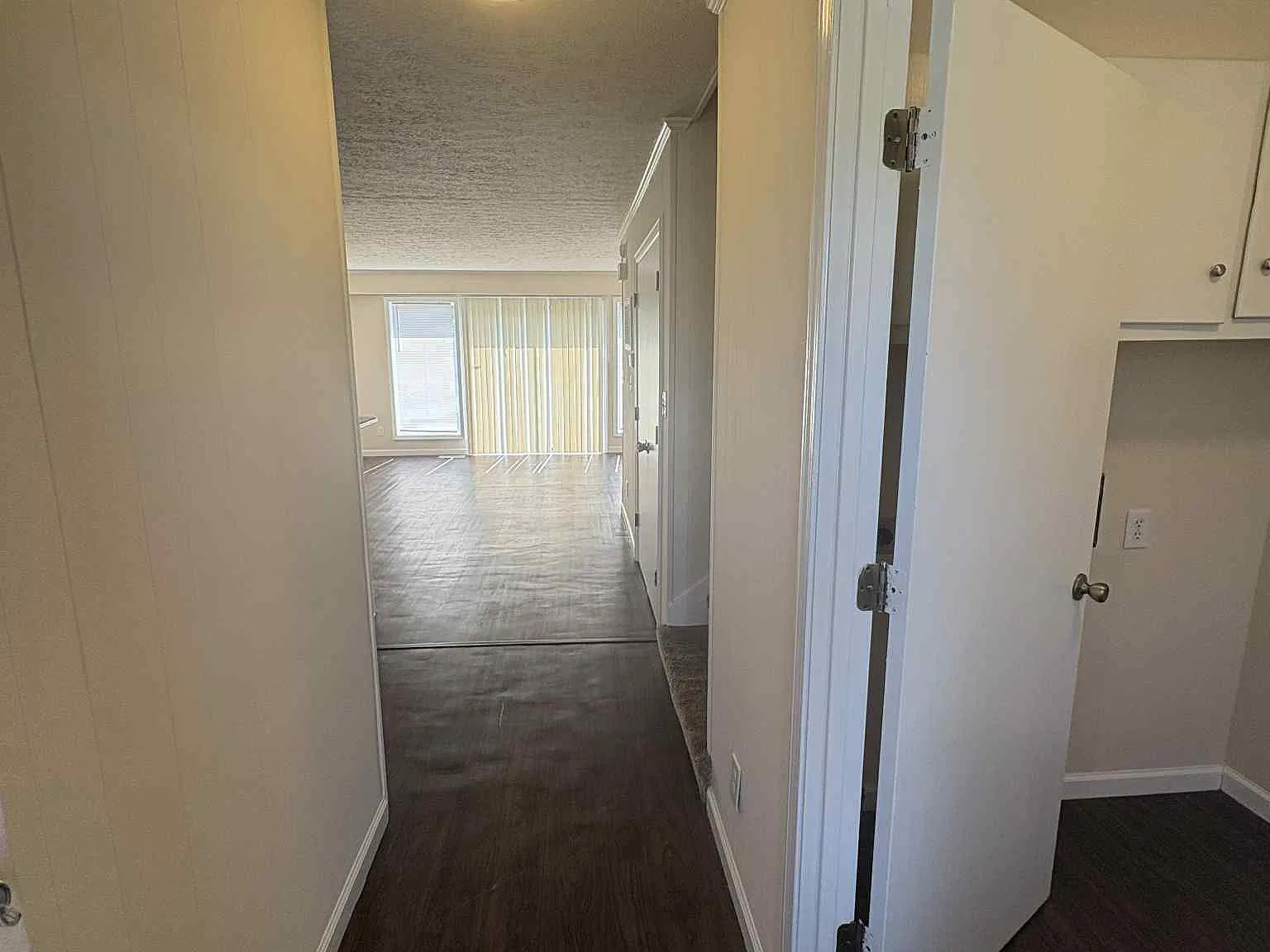 1702 OBrian Ct - Unit B — Photo 3