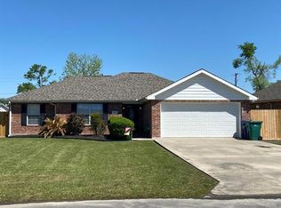 128 Cassy Dr, Sulphur, LA 70663