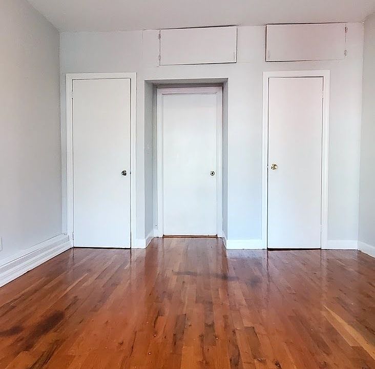 1st image of 343 E 109th St APT 4A