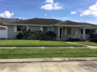 2817 Pecan Dr, Chalmette, LA 70043