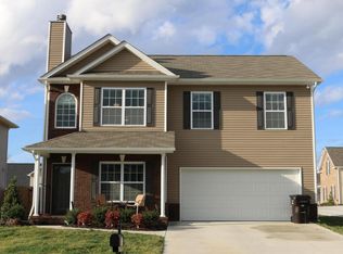 8333 Cureton Park Ln, Knoxville, TN 37931