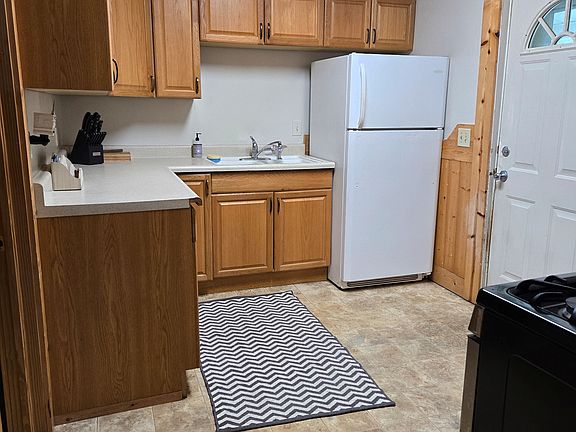 4th image of 3252 N 600 W