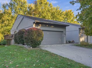 4763 Rockvalley Dr NE, Grand Rapids, MI 49525