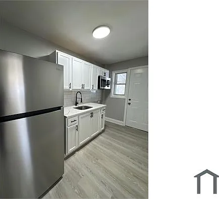 3 bed, $2,500 — Photo 4