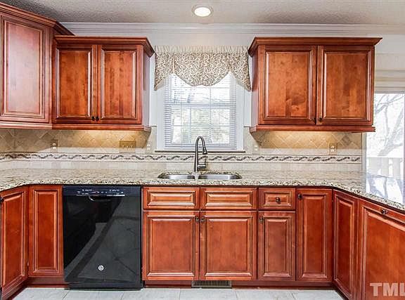 4th image of 114 Sequoia Ct
