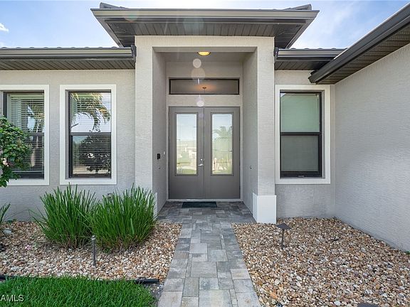 3rd image of 3719 SW 15th Pl