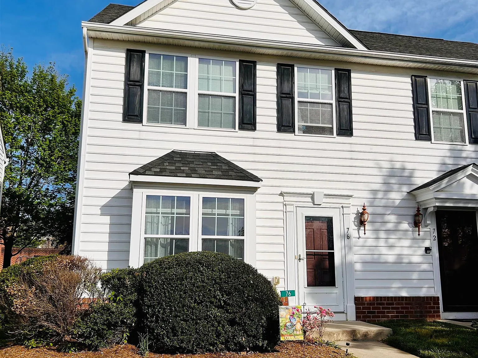 3 bed, 2.5 bath, 1476 sqft, $1,995 — Photo 2