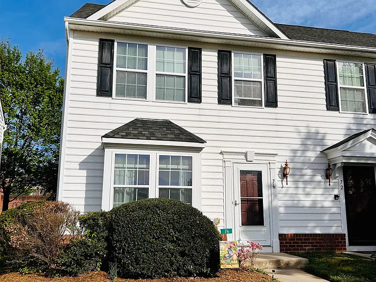 76 Villa Cir — Photo 2