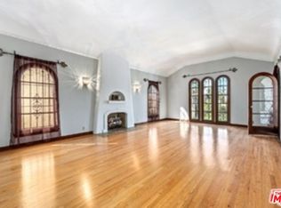 1028 Meadowbrook Ave #230, Los Angeles, CA 90019