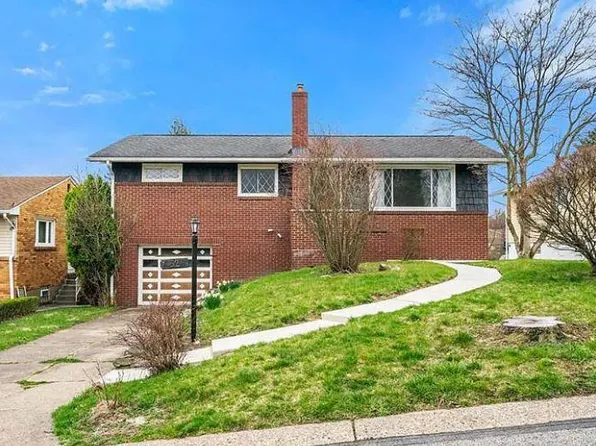 52 Robinhood Rd, Pittsburgh, PA 15220