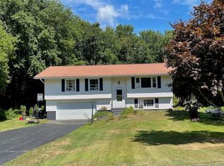 125 Hunt Rd, Columbia, CT 06237