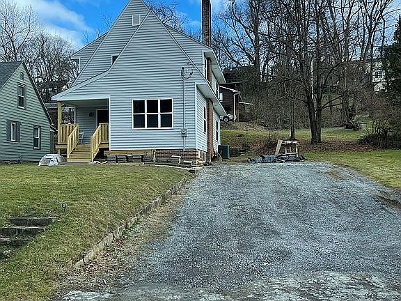4th image of this home