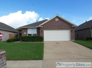 2609 Trophy Dr, Bryan, TX 77802