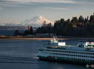 965 Winslow Way E #A204, Bainbridge Island, WA 98110