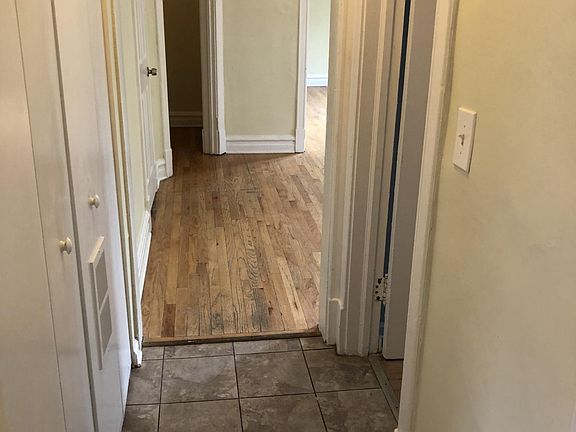 5th image of 3925 N Lincoln Ave APT 2B