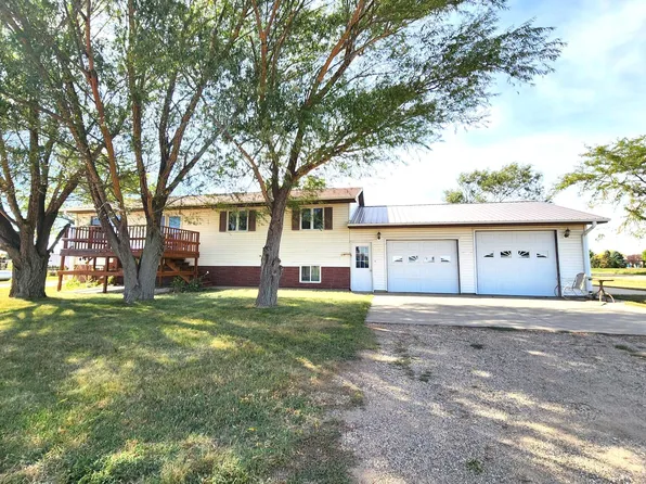 325 E 9th Ave, Miller, SD 57362