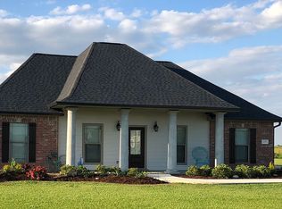 6062 Ava Ln, Iowa, LA 70647