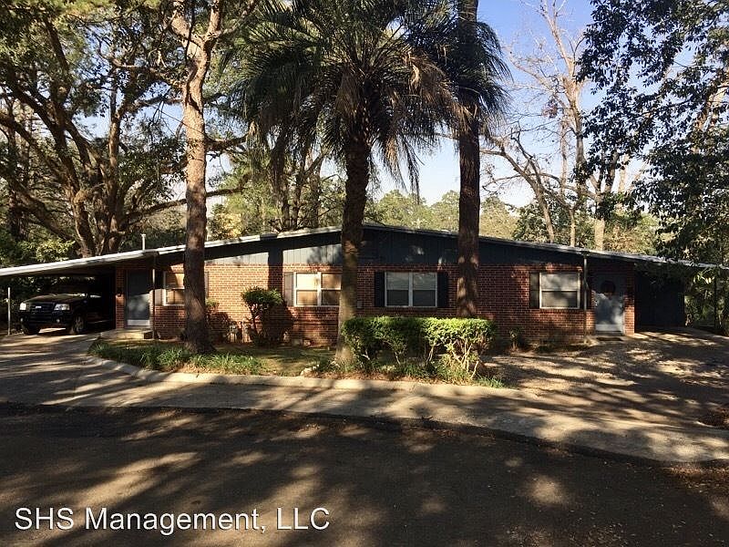 2nd image of 238 Dalton Ct