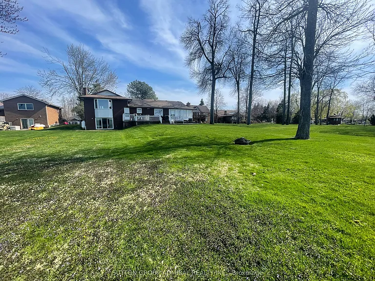 162 Bayshore Dr — Photo 6